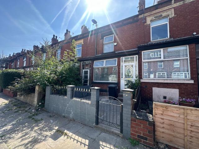 house in Cross Flatts Place, LS11 7JN, Leeds