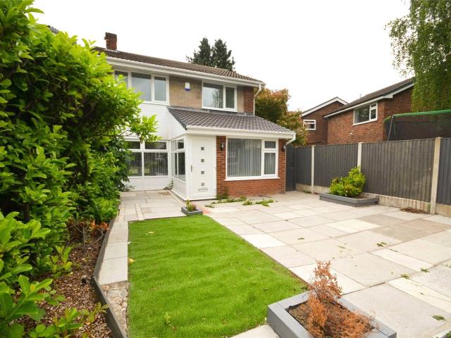 house in Craig Road, Stockport, Greater Manchester, SK4 2BN