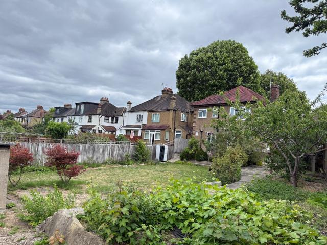 house in Demesne Road