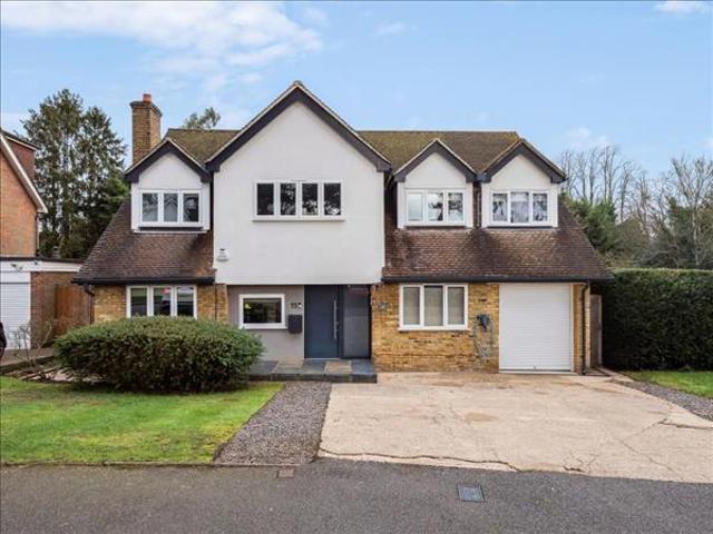 house in Dove Park Chorleywood