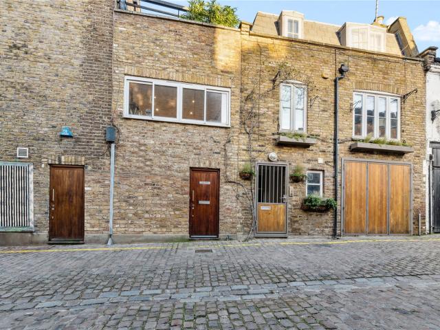house in Dunworth Mews, Notting Hill, W11