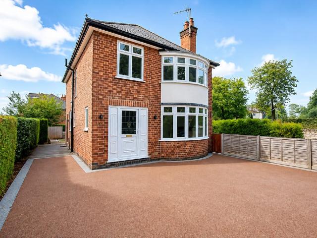house in Easthorpe Street, Ruddington, Nottingham