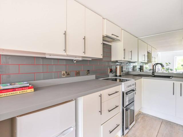 house in Elmgreen Close