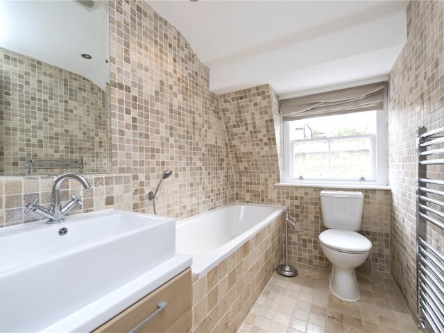 house in Elnathan Mews, Warwick Avenue, W9