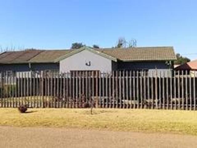 House in Eloff