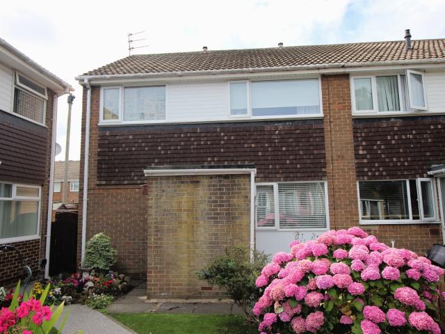 house in Fairlands East, Fulwell