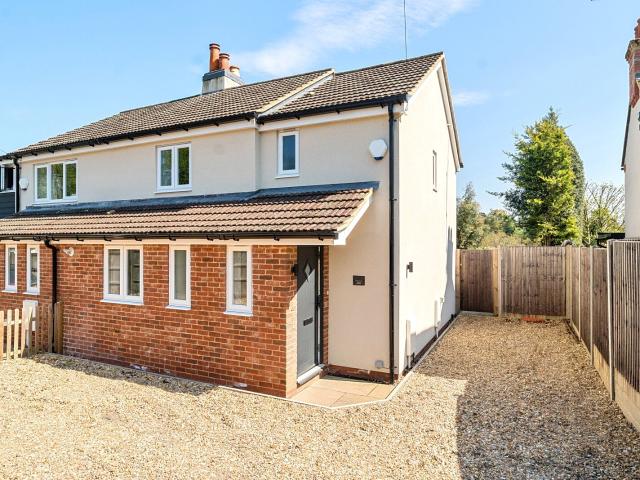 house in Farnham