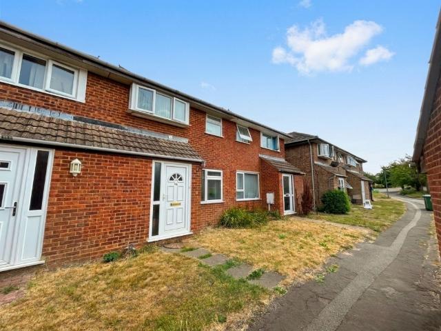 house in Favell Drive, Furzton, MK4