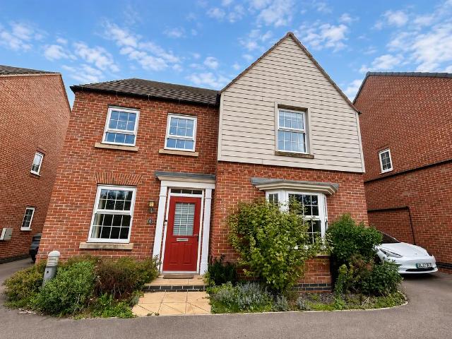 house in Fern Close, LE67 4AA
