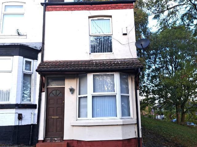 house in Frodsham Street, Birkenhead, CH41