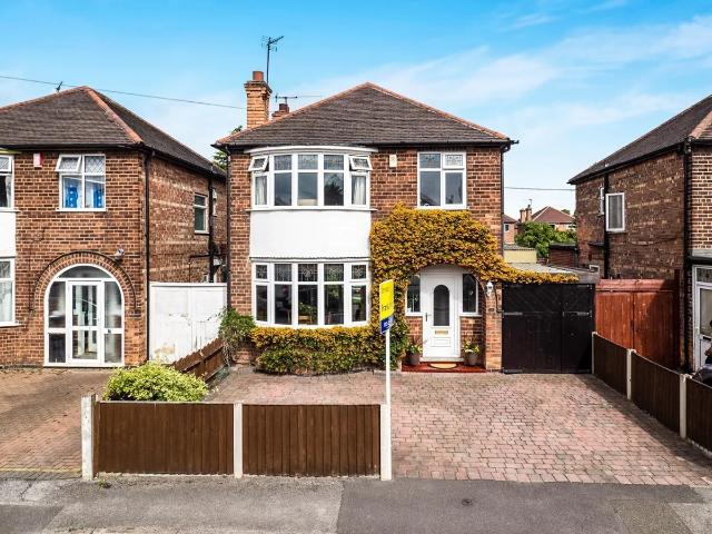 house in Franklyn Gardens, Beechdale, NG8