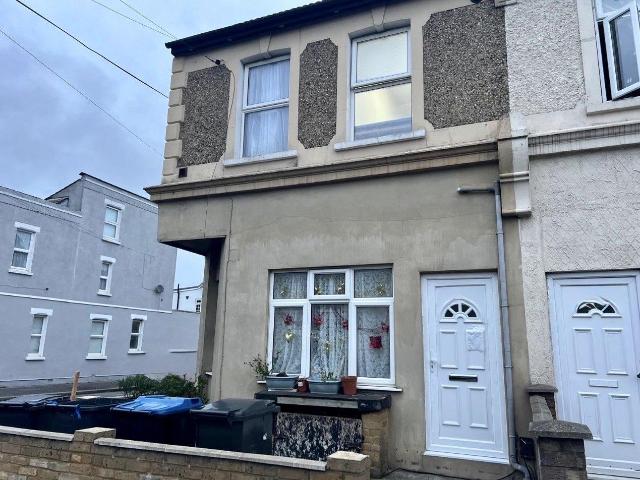house in Frant Road, Thornton Heath