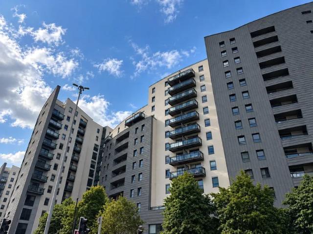 house in Gateway East, Marsh Lane, Leeds, LS9
