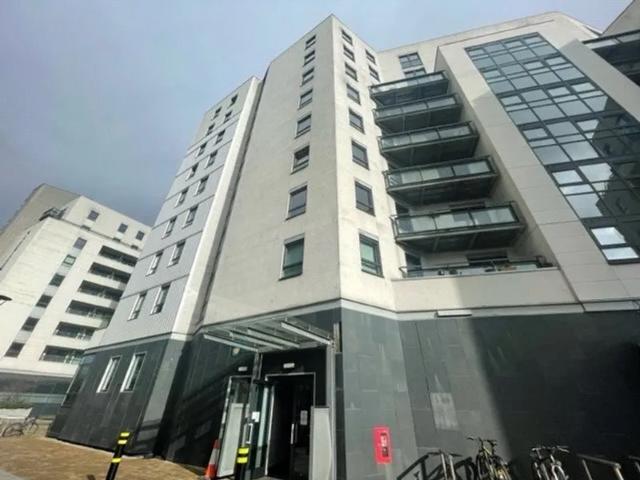 house in Gateway South, Marsh Lane, Leeds, LS9
