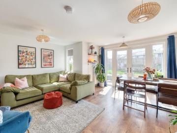 house in Grubb Gardens, South Queensferry Edinburgh, EH30