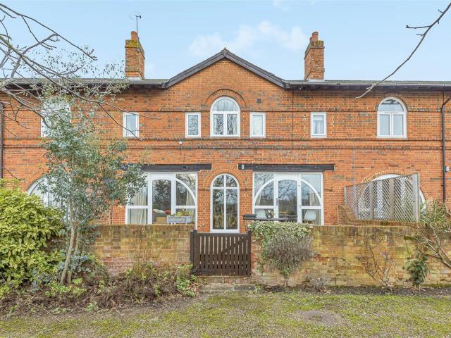 house in Guileshill Lane Ockham