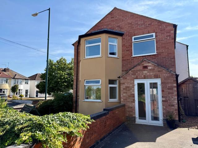 house in Heathcote Road Leamington Spa