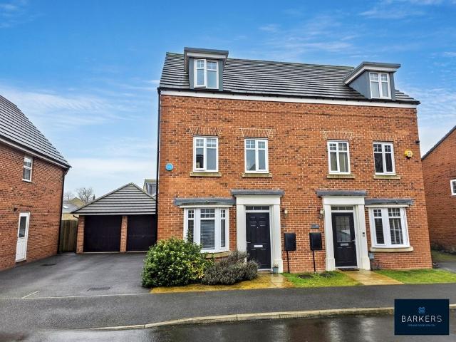 house in Heathfield Lane, Birkenshaw, Bradford