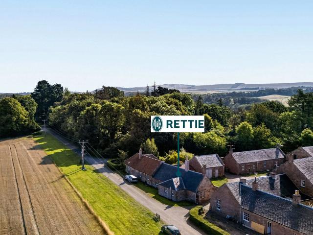 house in Housekeepers Cottage, Biel, Dunbar, East Lothian, EH42 1SY