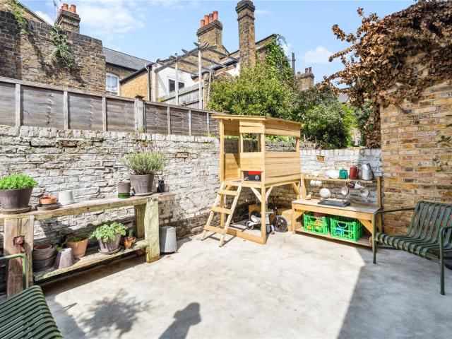 house in Ingelow Road, Clapham, SW8