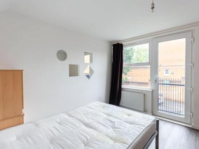 house in Jupiter Way, London