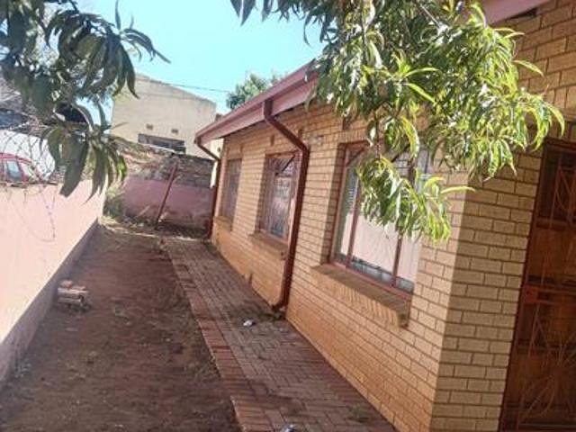 House in Katlehong South