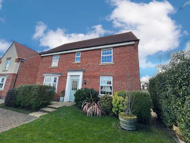 house in Knight Close, DE13 9ES