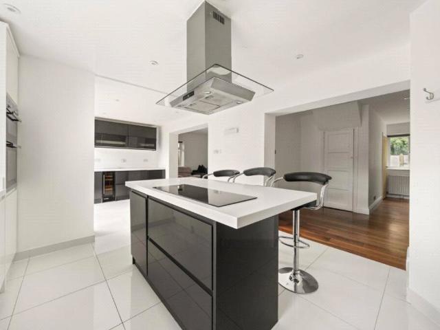 house in Leatherhead