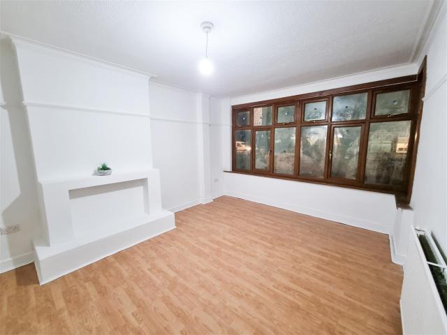 house in London Road, Thornton Heath