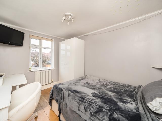 house in Manor Road, North Sheen, TW9