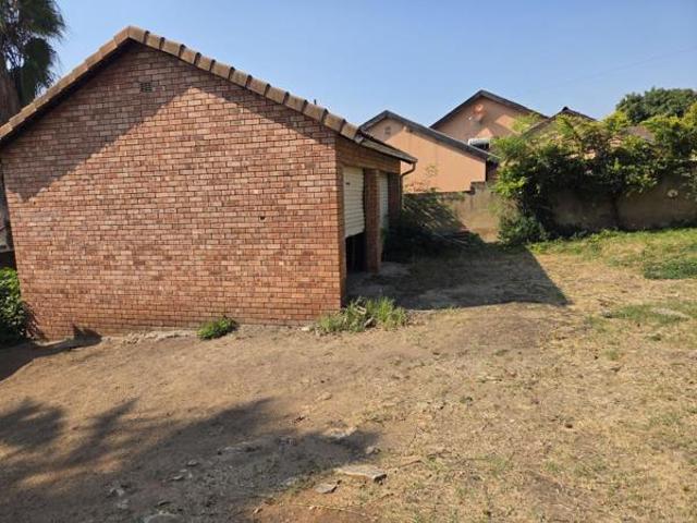 4 Bedroom House in Malelane Outlying