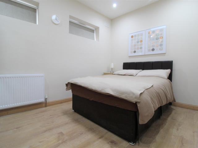 house in Meadvale Road, Croydon
