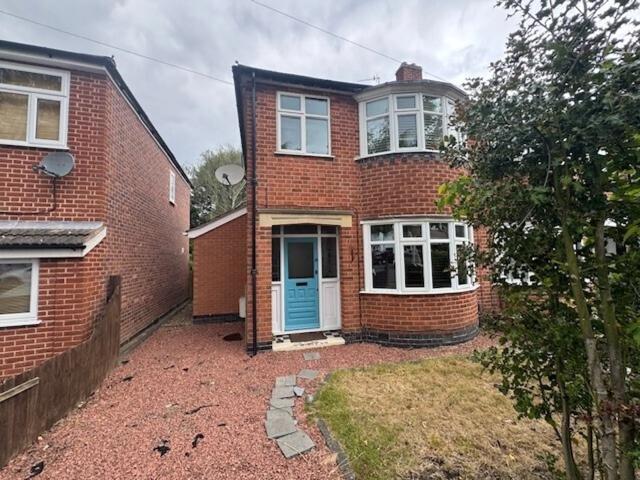 house in Meadvale Road Knighton, LE2