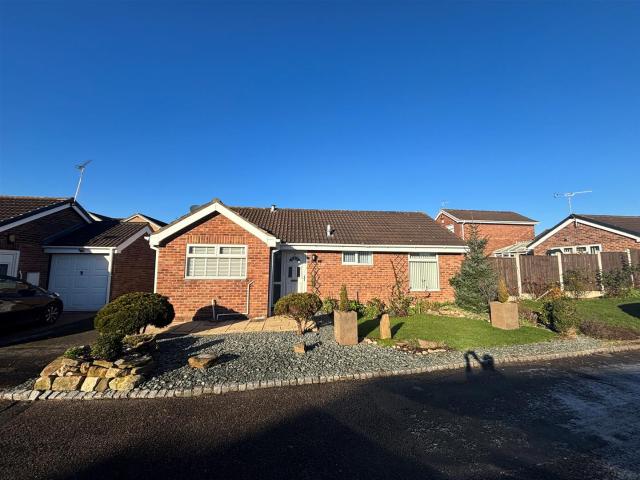house in Melbreak Close, Mickleover, Derby