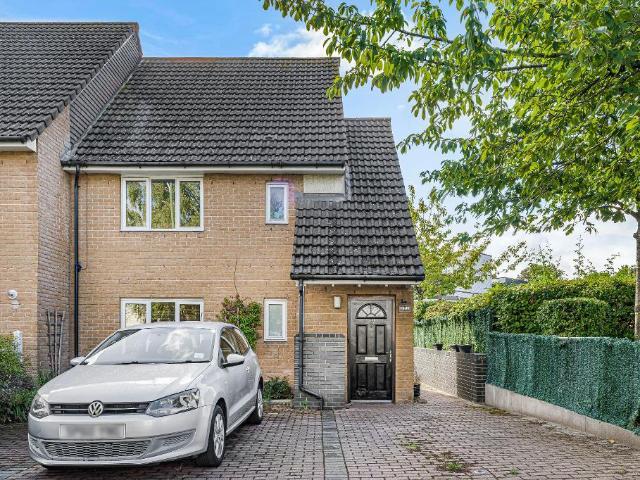 house in Mollison Drive, Wallington, SM6 9GX