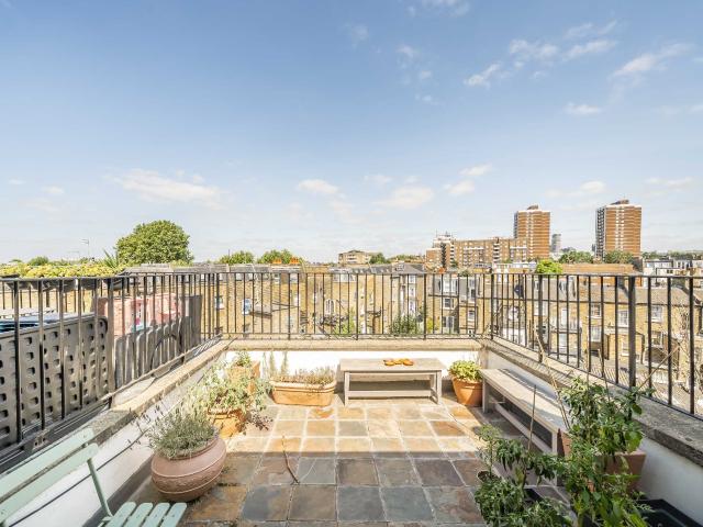 house in Netherwood Road, Brook Green, W14