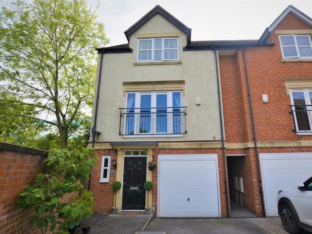 house in New Orchard Place, Mickleover, Derby