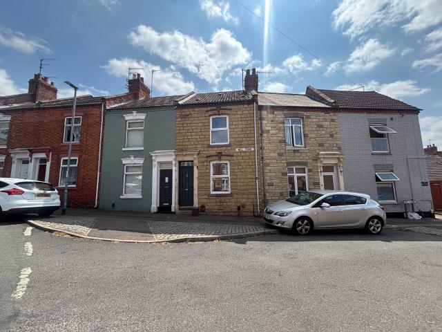 house in NN2, Northampton
