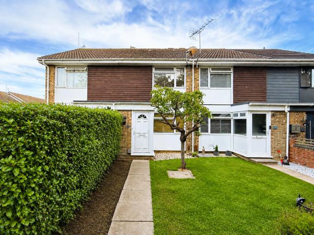 house in Ontario Close, Worthing, BN13 2TE