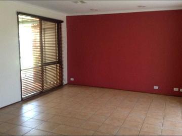 House in Pakenham Available for Rent!