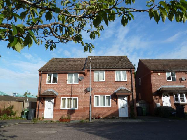 house in Palmers Leaze, Bradley Stoke, Bristol