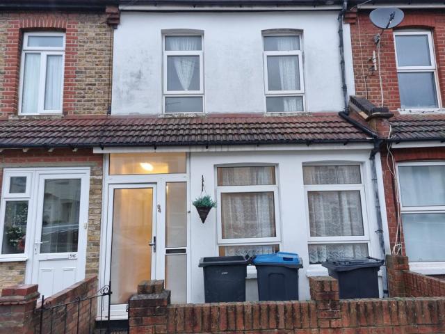 house in Pemdevon Road, Croydon