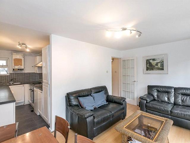 house in Penderyn Way, Carleton Road, London N7 0EW
