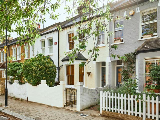 House in Pyrmont Road, Chiswick, W4