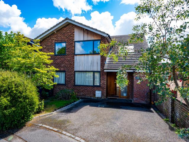 house in Quarry Hill, Godalming, GU7
