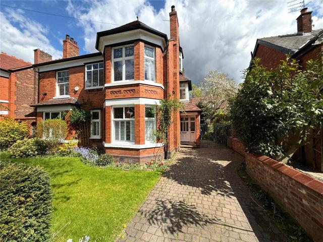 house in Raynham Avenue, Didsbury, Manchester, M20 6BW