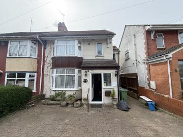 house in Room 2, Dunstable Road, Luton, LU4