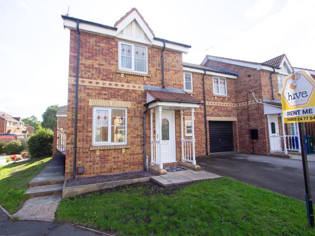 house in Rossington, Doncaster DN11 0FQ