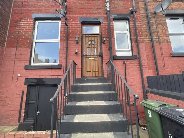 house in Rowland Place, LS11 6HL, Leeds