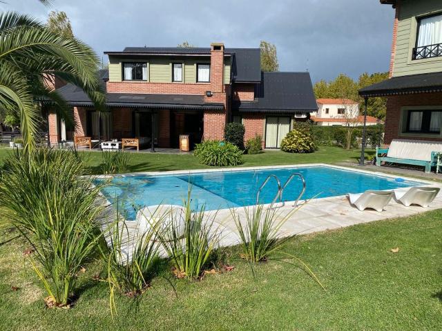 HOUSE IN RUMENCO
